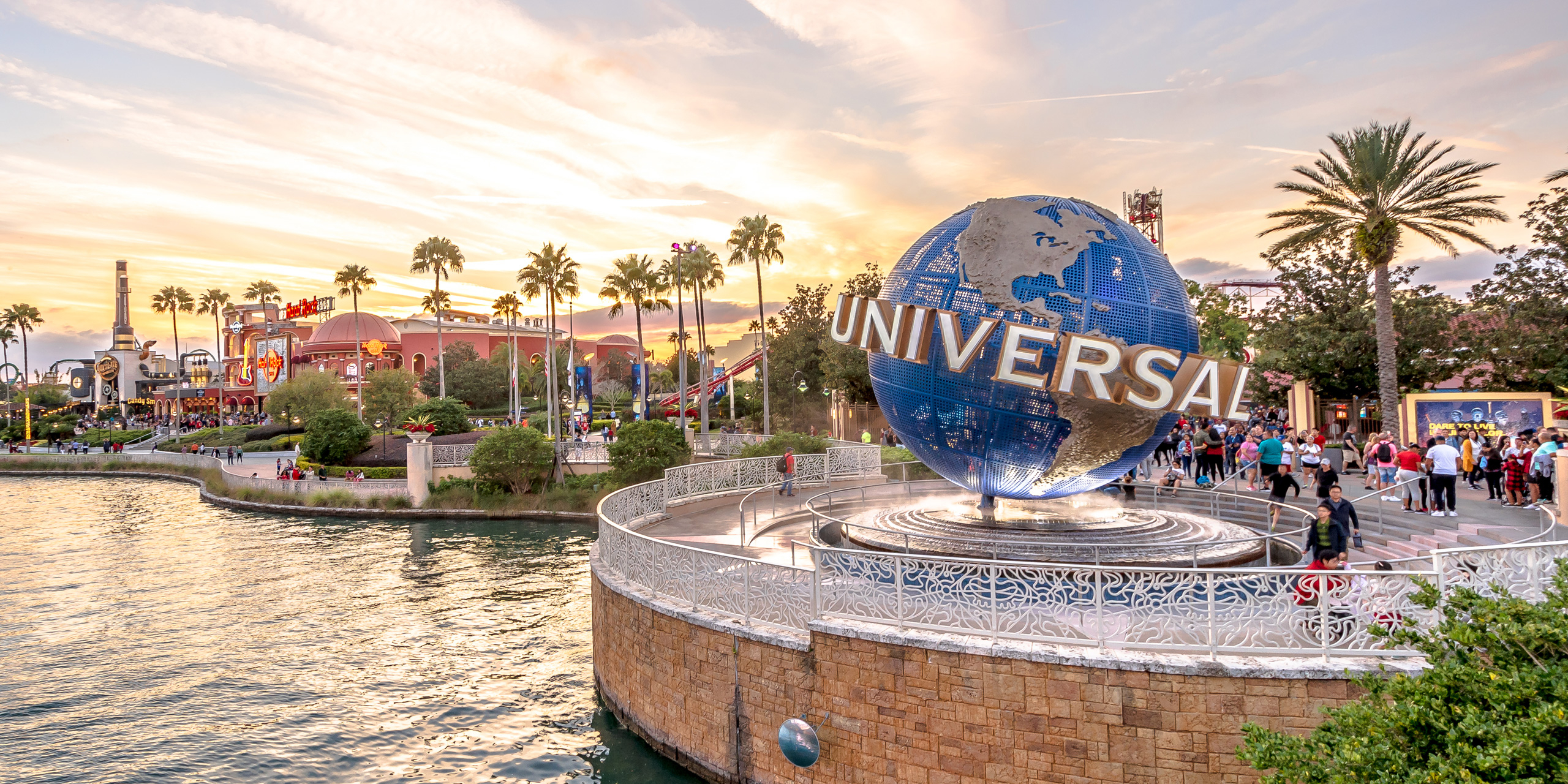 10 Hotels With Free Shuttles To Universal Orlando Resort