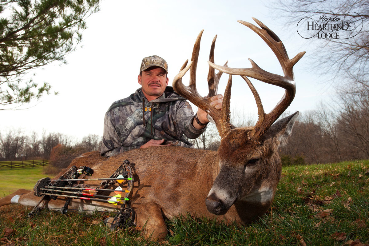 Hunting Lodge In Illinois: Hunt Whitetail Deer, Quail