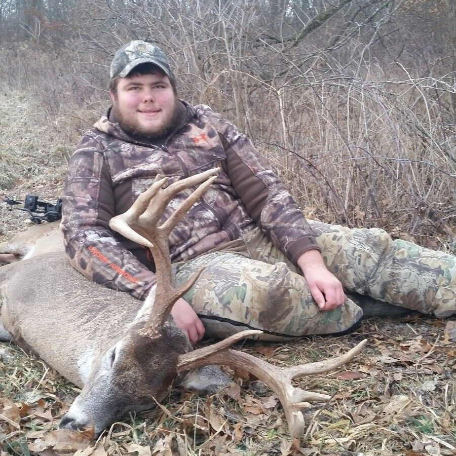 Illinois Archery Late Season Whitetail Deer Hunt Over The