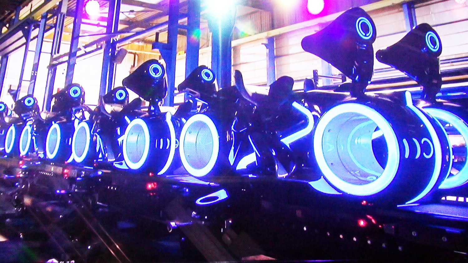 &#039;Tron&#039; Ride Confirmed For Disney World By 2021, Going In